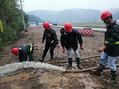 陜煤建設(shè)路橋分公司基層項目部開展應(yīng)急演練備戰(zhàn)“雙節(jié)”