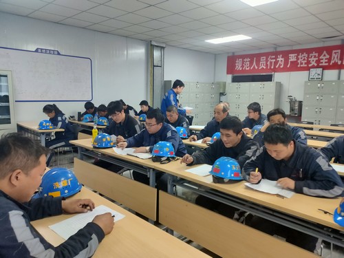 陜煤建設(shè)洗選煤運(yùn)營公司紅柳林洗煤廠項(xiàng)目部 “反三違”課題研究 我們有話說