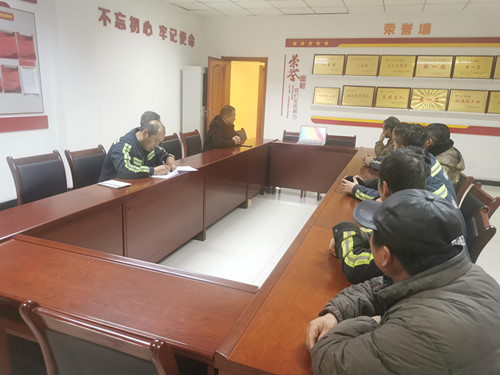 陜煤建設(shè)機(jī)電安裝公司掀起學(xué)習(xí)法律法規(guī)熱潮