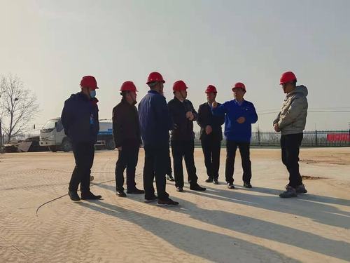 西安重裝集團黨委書記向新剛、副總工程師楊強來一行 蒞臨咸陽分公司銅煤機項目部檢查指導(dǎo)工作