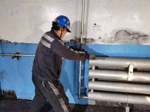 陜煤建設(shè)洗選煤運營公司紅柳林洗煤廠項目部: 防寒防凍，以“動”制“凍”