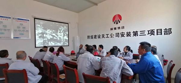 陜煤建設(shè)天工公司安裝三部開展“學雷鋒英雄事跡，踐行雷鋒精神活動”