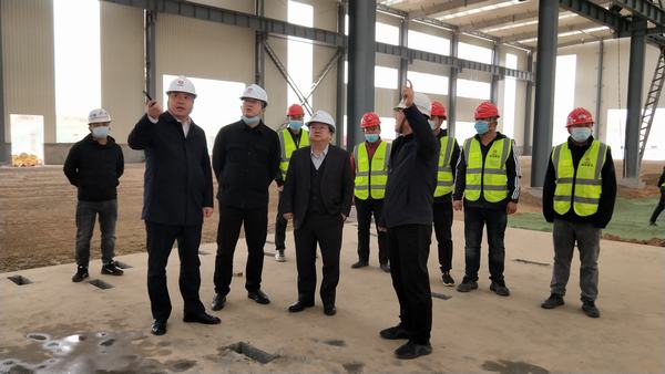 榆林城投集團(tuán)黨委書記、董事長(zhǎng)、總經(jīng)理郝君一行深入陜煤建設(shè)榆林公司杭蕭綠色鋼結(jié)構(gòu)產(chǎn)業(yè)制造基地項(xiàng)目檢查指導(dǎo)工作