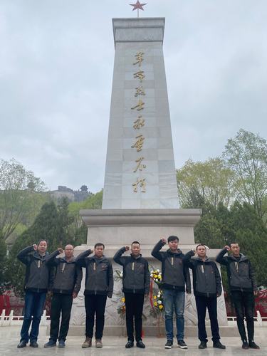 陜煤建設(shè)銅煤公司第十六項目部黨支部開展“解讀紅色記憶，汲取紅色力量，勇?lián)鷷r代使命”主題黨日活動