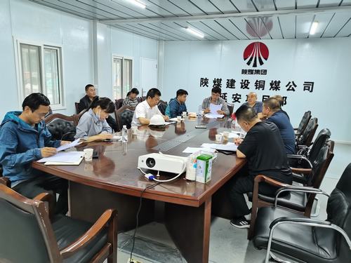 陜煤建設(shè)銅煤公司承建的延安保育院劇場(chǎng)順利通過(guò)主體工程驗(yàn)收