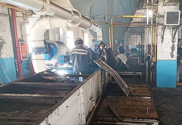 陜煤建設(shè)洗選煤運(yùn)營(yíng)公司紅柳林洗煤廠項(xiàng)目部：“卸舊+換新”雙向發(fā)力攻克檢修大題