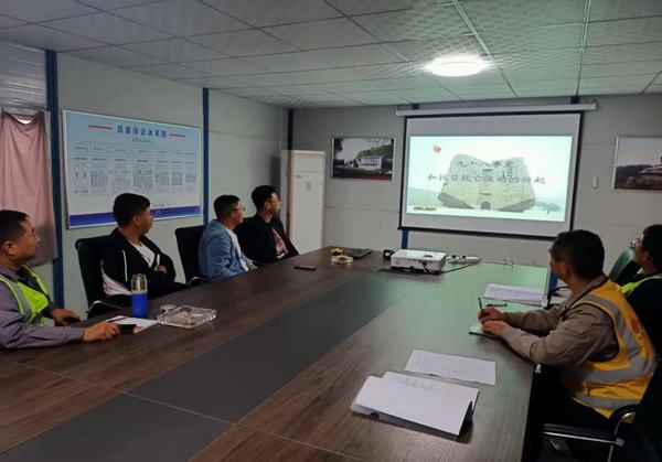 陜煤建設銅煤公司第三項目部召開“銘記歷史，勿忘國恥 紀念九一八事變90周年”專題學習會