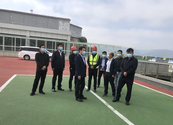 彬州市市長陳加寶、副市長馮永勝蒞臨銀西高鐵彬州站前廣場項目調(diào)研指導(dǎo)