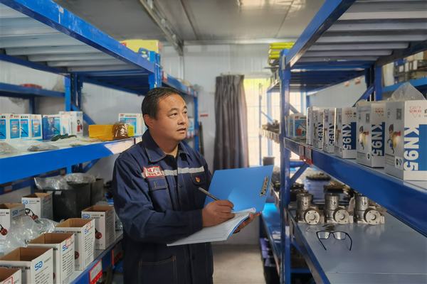 陜煤建設(shè)礦建二公司：為堅守崗位的礦建人點贊！