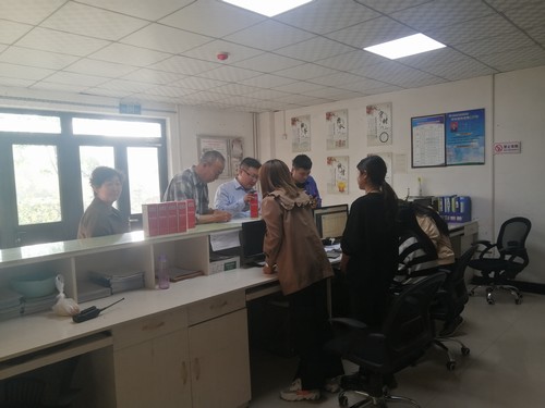 建設(shè)集團(tuán)大秦置業(yè)公司：稀罕事！物業(yè)給業(yè)主發(fā)福利了