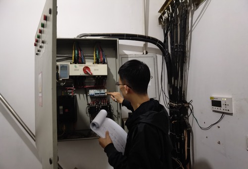 陜煤建設(shè)路橋分公司將溫暖送到職工心坎里