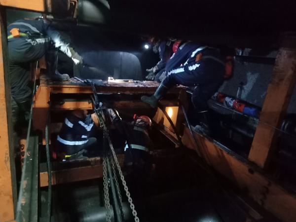 陜煤建設(shè)韓城分公司“青年突擊隊”攻堅克難奏響檢修奮進曲