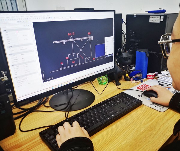 陜煤建設(shè)洗選煤運營公司左權(quán)洗煤廠項目部：更換篩籃趕生產(chǎn) 安全質(zhì)量兩手抓