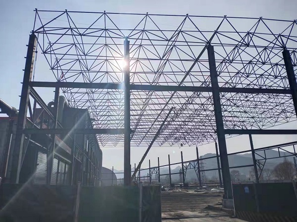 陜煤建設(shè)綠宇公司：堅(jiān)守崗位全速推進(jìn)項(xiàng)目建設(shè)