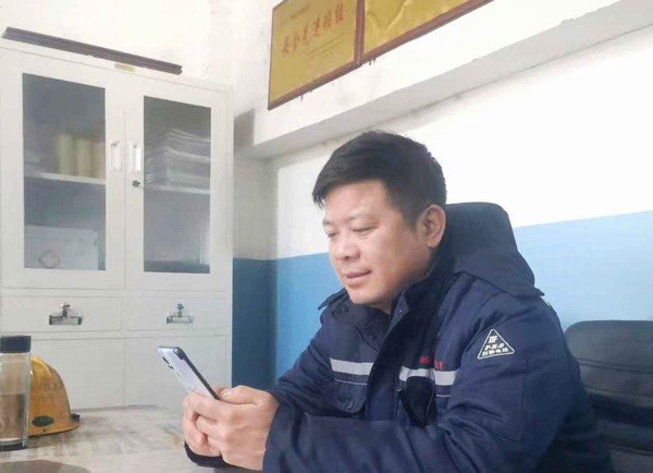 陜煤建設洗選煤運營公司澄合山陽運營項目部：春節(jié)“不打烊”員工堅守崗位過大年