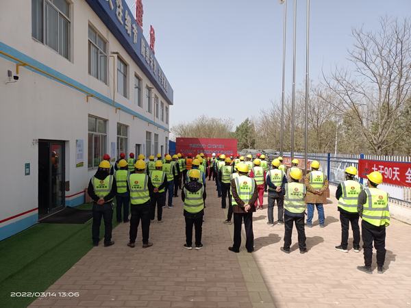 榆林市科創(chuàng)新城市政一期工程N1項目經(jīng)理部“大干90天”勞動競賽活動正式啟動