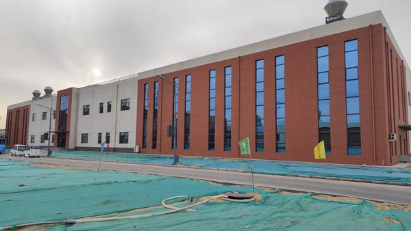 陜煤建設銅煤公司第十六項目部承建的榆林化學分析化驗中心工程順利移交