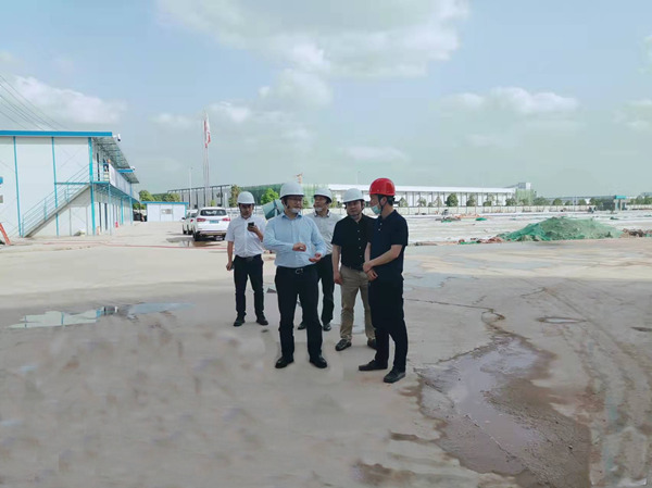 成都市金堂縣委常委、統(tǒng)戰(zhàn)部部長朱和金一行蒞臨四川龐源成都智能制造項目檢查指導工作