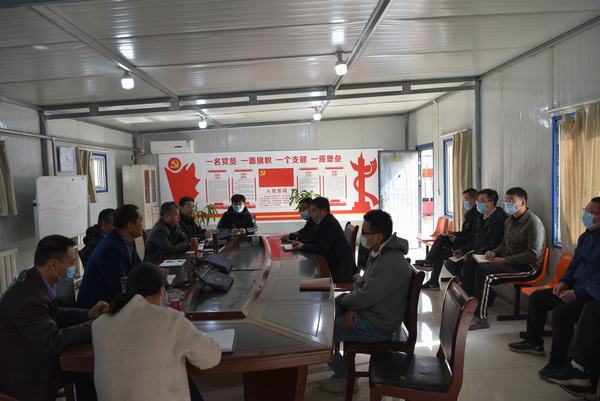 煤礦運(yùn)營(yíng)服務(wù)分公司：安全隱患大排查 做到“全方位、無(wú)死角”