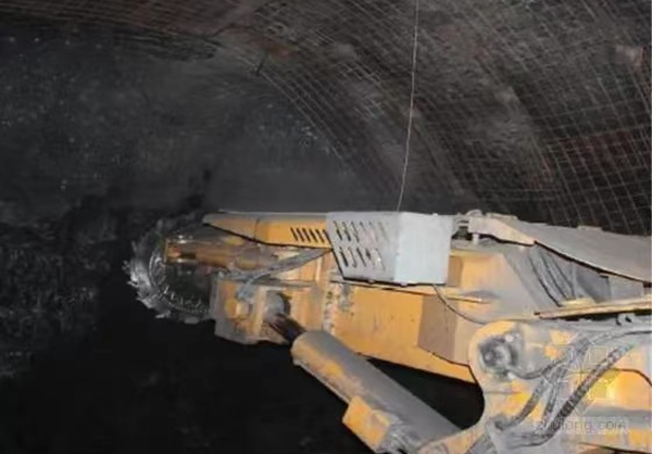 陜煤建設(shè)礦建三公司雙龍項目部連續(xù)四個月超額完成施工計劃