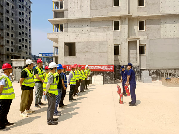 建設集團大秦置業(yè)公司：山水逸境項目消防宣講演練，防患于未“燃”