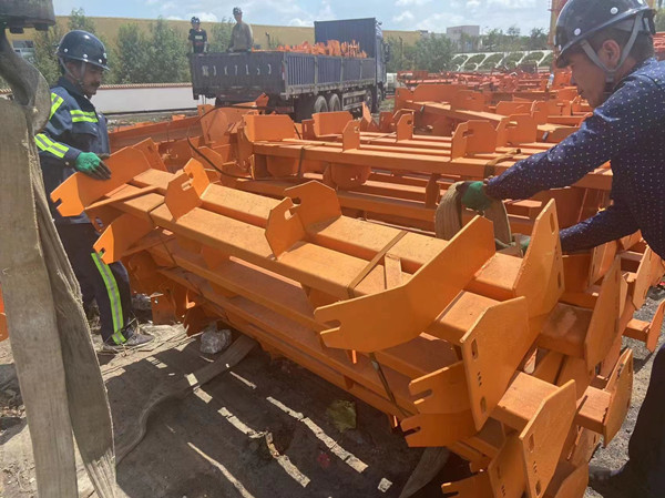 陜煤建設(shè)機電安裝公司：戰(zhàn)高溫 趕進度