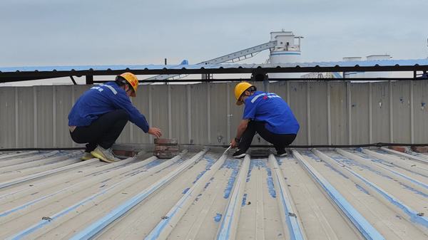 陜煤建設(shè)澄合分公司第二機電安裝隊“雨季三防”查隱患 “防暑降溫”勤疏導(dǎo)