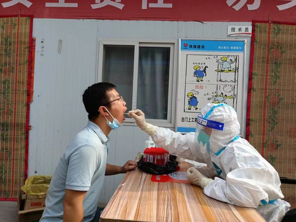 陜煤建設(shè)礦建二公司王峰項目部：高舉防疫旗 嚴把輸入關(guān)