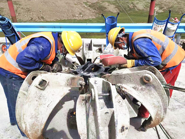 陜煤建設(shè)礦建三公司：勞動(dòng)競(jìng)賽熱潮涌 奮勇爭(zhēng)先逐浪高