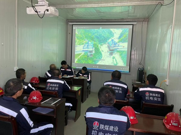 陜煤建設(shè)機(jī)電安裝公司趙石畔項(xiàng)目部“三強(qiáng)化”筑牢安全生產(chǎn)防線