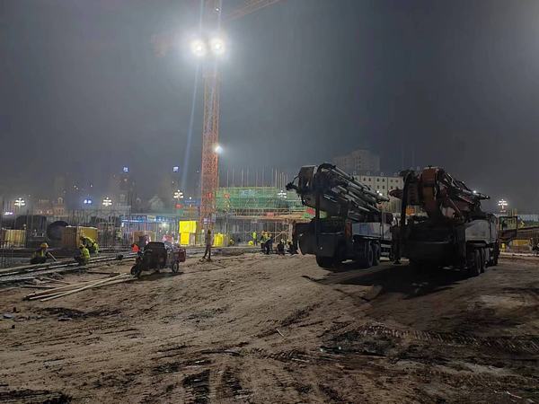 陜煤建設(shè)韓城分公司土建一項目部“眾志成城”底片下洗出的企業(yè)風(fēng)采