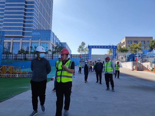 鄂爾多斯市匯隆置業(yè)有限公司到泰寶酒店式公寓現(xiàn)場考察交流