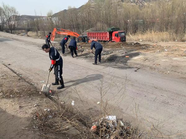 陜煤建設(shè)韓城分公司安裝三項(xiàng)目部開展主題教育實(shí)踐活動(dòng)喜迎黨的二十大