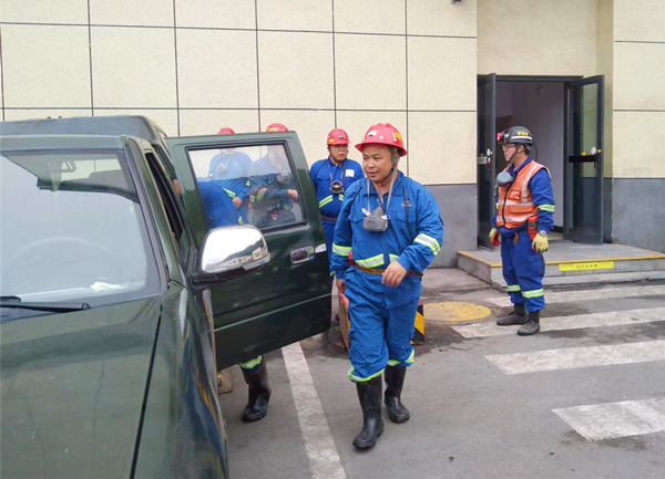 陜煤建設(shè)礦建三公司國慶假期開展在建項(xiàng)目安全專項(xiàng)檢查