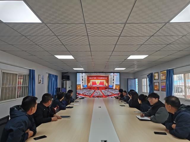 陜煤建設(shè)韓城分公司土建二項目部：“線上+線下”全員“充電蓄能”，構(gòu)建大學(xué)習(xí)格局