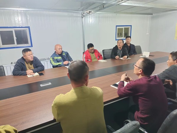 陜煤建設(shè)機(jī)電安裝公司：師徒傳幫帶，攜手共成長(zhǎng)