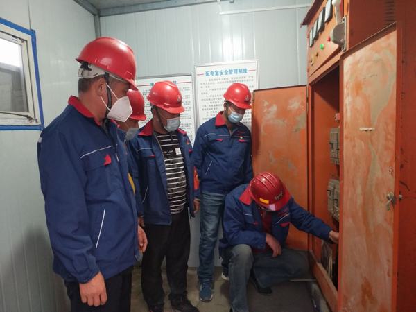 陜煤建設(shè)韓城分公司土建九項目部做好“三大員”奏響安全生產(chǎn)強(qiáng)音