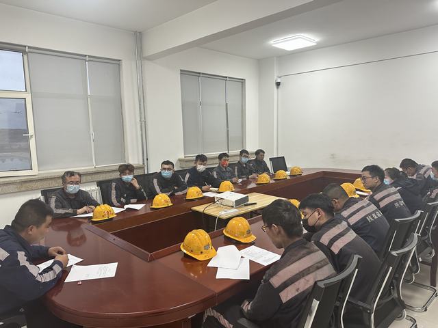 陜煤建設(shè)洗選煤運營公司神渭首端運營項目部： 多措并舉激發(fā)班組“能動性”