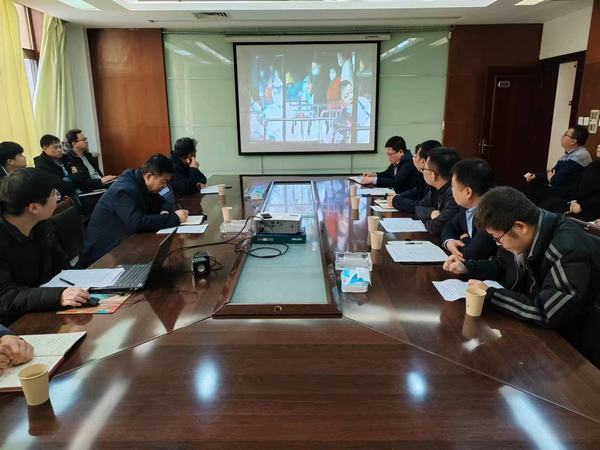 陜煤建設(shè)煤礦運營服務(wù)分公司：上安全第一課 開安全生產(chǎn)年