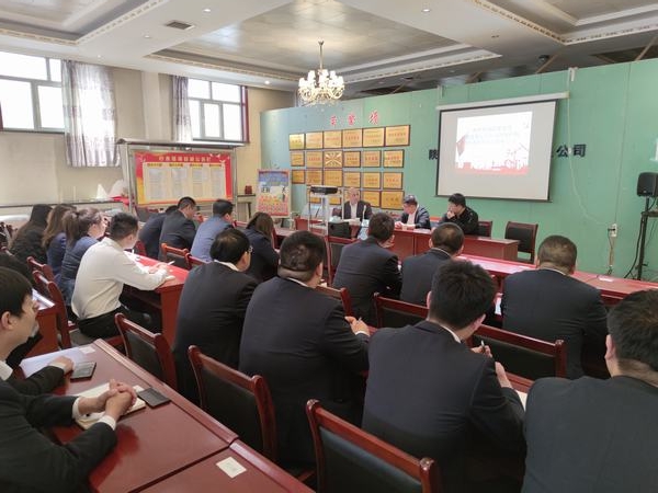 陜煤建設(shè)洗選煤運(yùn)營(yíng)公司：對(duì)標(biāo)學(xué)習(xí)夯基礎(chǔ) 相互交流促提升
