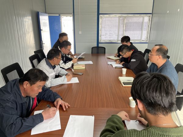 陜煤建設(shè)天工公司新疆第一項(xiàng)目部：靶心向內(nèi)挖潛力，開足馬力搞建設(shè)