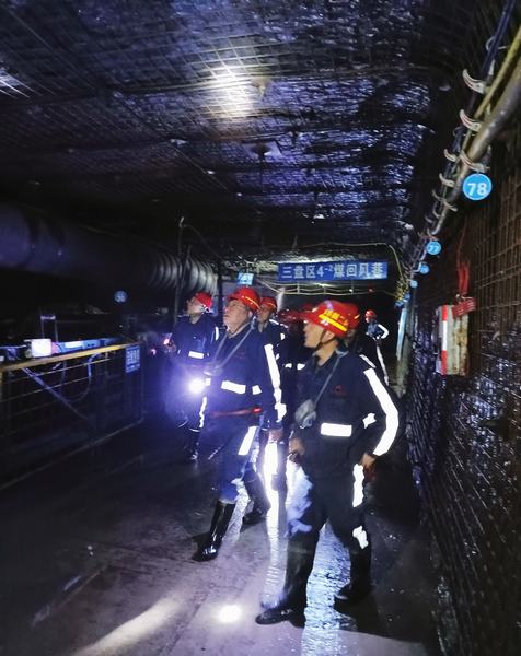 陜煤建設煤礦運營服務分公司：對標交流促發(fā)展  分享學習萃精華