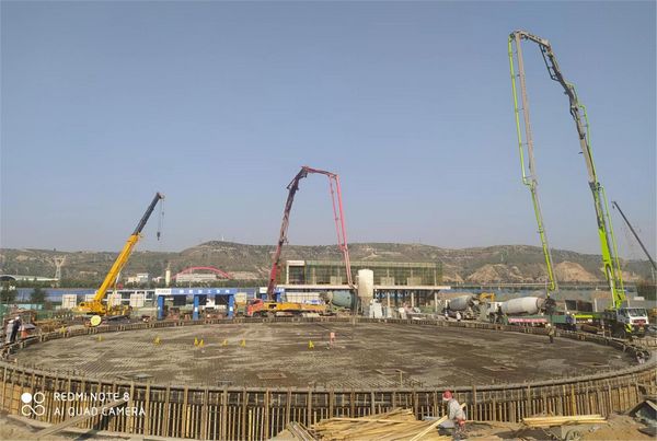 陜煤建設(shè)天工公司土建四部順利完成 一次性澆筑最大體量混凝土