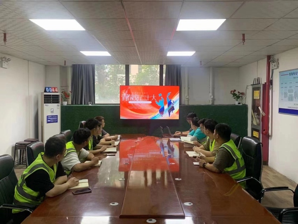 陜煤建設(shè)銅煤公司:“挺膺擔(dān)當(dāng)共成長(zhǎng) 青春踐行黨的二十大精神”主題團(tuán)課開(kāi)講啦!