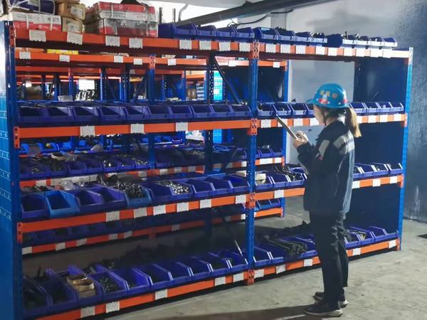 陜煤建設(shè)洗選煤運營公司紅柳林洗煤廠項目部：打好設(shè)備“預(yù)防針” 提高設(shè)備“免疫力”