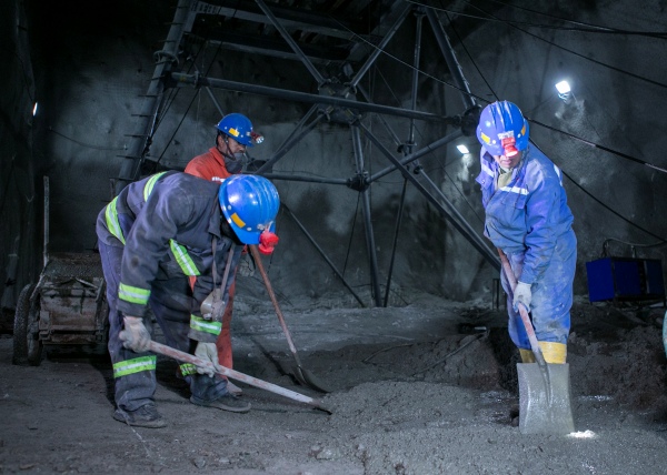 陜煤建設(shè)礦建三公司：“菜單式”交接班，讓安全管理“無縫銜接”