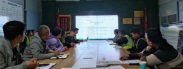 陜煤建設(shè)銅煤公司基層項目部加強制度宣貫促進管理提升