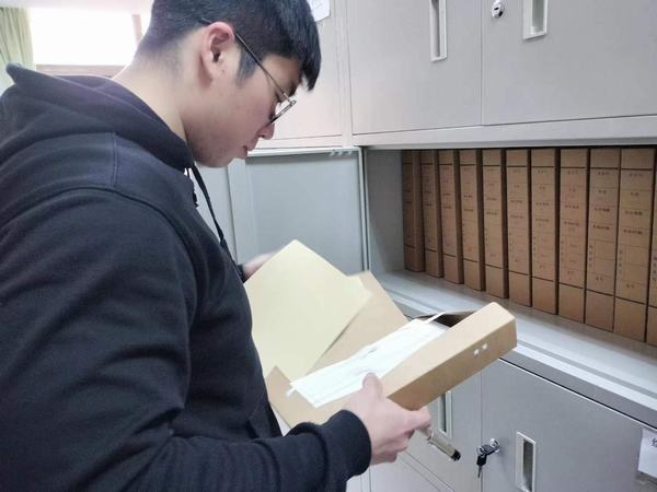 陜煤建設(shè)煤礦運(yùn)營服務(wù)分公司：規(guī)范檔案管理工作 夯實檔案管理根基