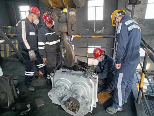 陜煤建設(shè)洗選煤運(yùn)營公司澄合山陽運(yùn)營項目部：打響檢修攻堅戰(zhàn)，護(hù)航安全生產(chǎn)行穩(wěn)致遠(yuǎn)