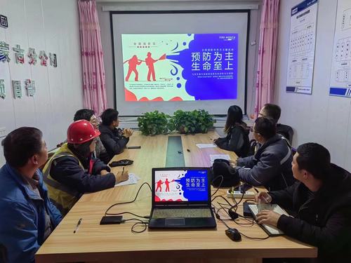 陜煤建設(shè)內(nèi)蒙古分公司筑牢安全防線，團(tuán)員和青年在行動(dòng)